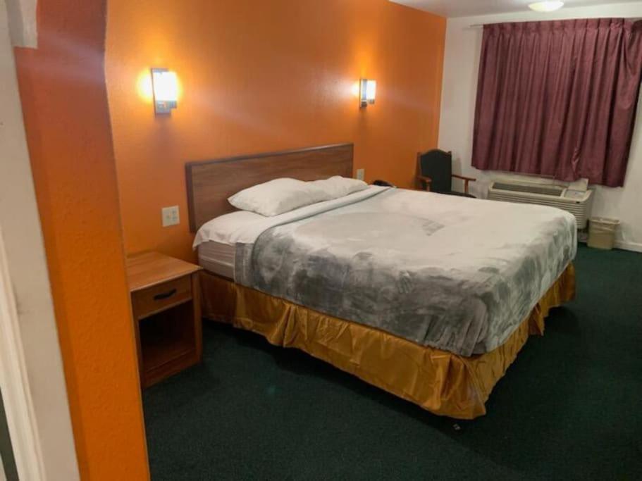 Hotel 2 Double Bed Studio 109 & Hot Tub ليفينغستن المظهر الخارجي الصورة